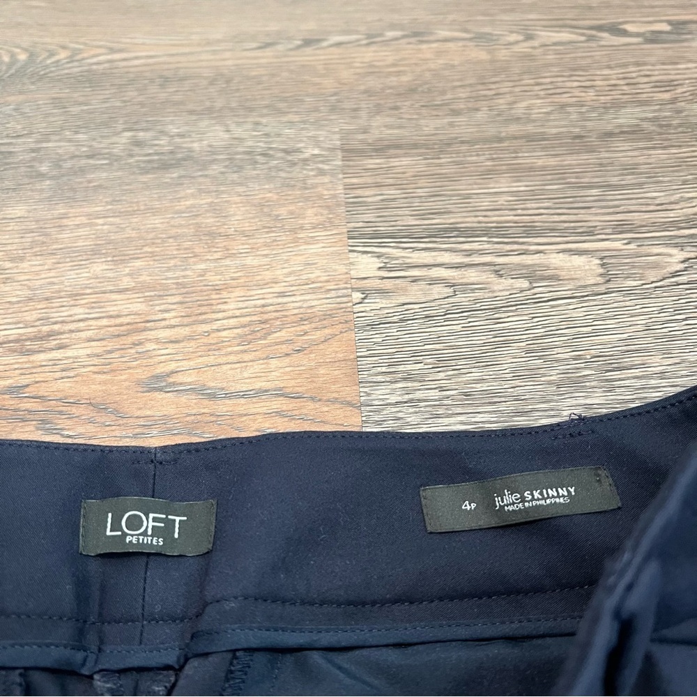 Ann Taylor LOFT Julie Skinny Tailored Work Pants in size 4 Petite Navy Blue - Picture 3 of 9
